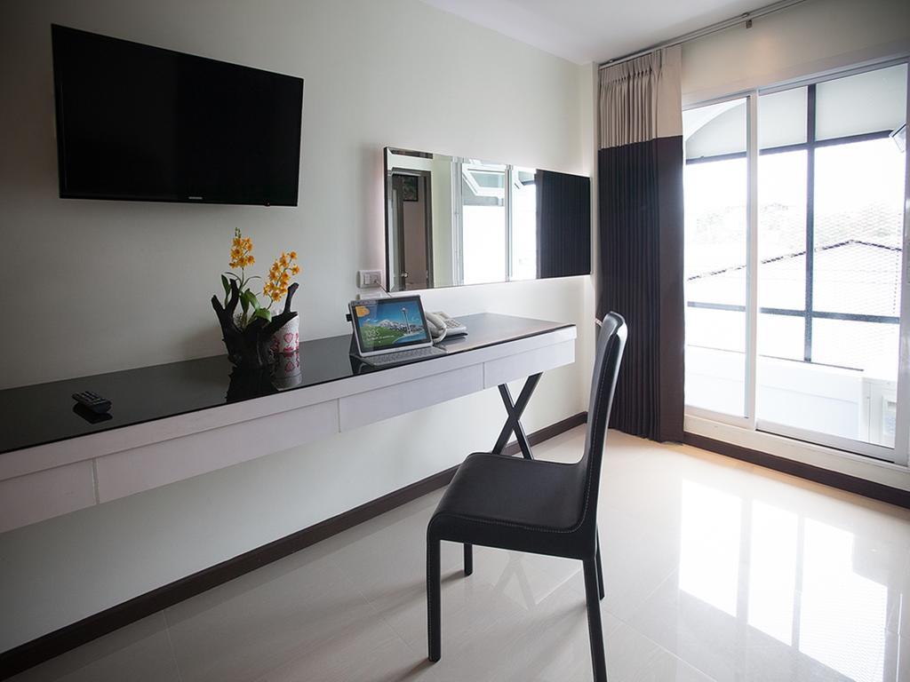 Hotel MD Grand Nakhon Si Thammarat Exterior foto