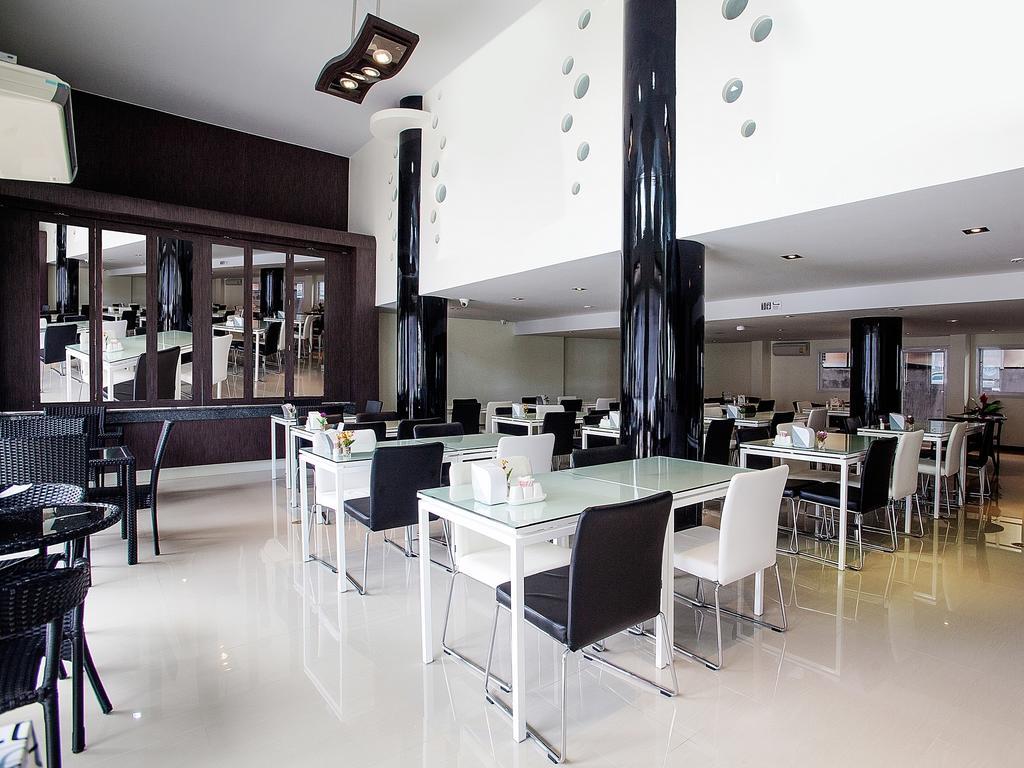 Hotel MD Grand Nakhon Si Thammarat Exterior foto