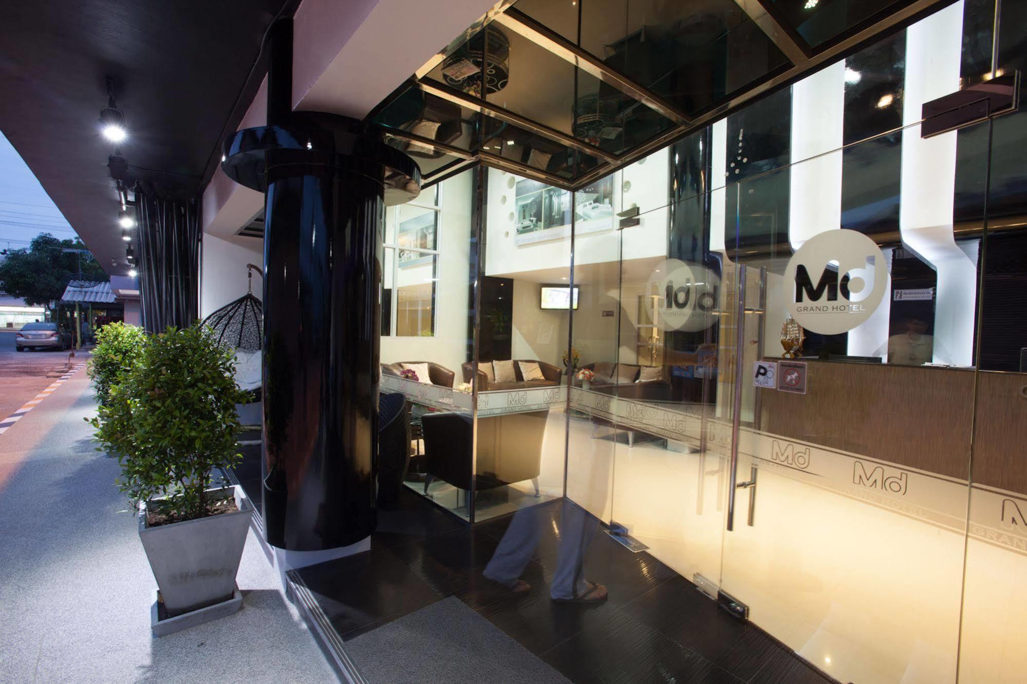 Hotel MD Grand Nakhon Si Thammarat Exterior foto